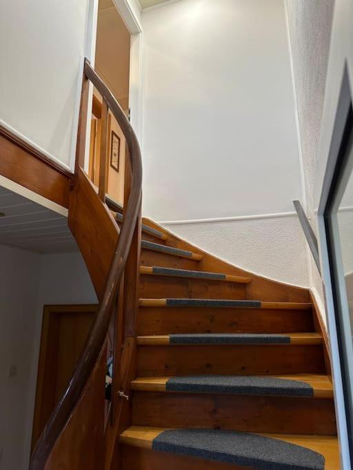Gemuetliche Wohnung Naehe Alsfeld - Parkplatz Esterno foto